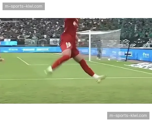 U23球员杜月徵替补制胜 铜梁龙青春风暴刮起